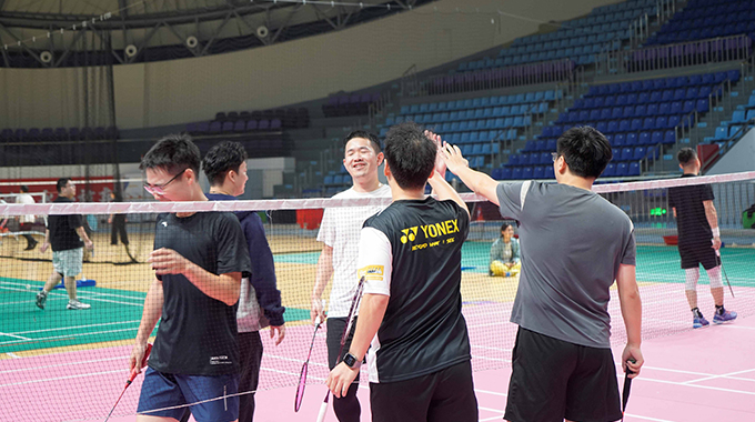 羽林争霸 赛出华芳 士兰微电子举办羽毛球双打对抗赛